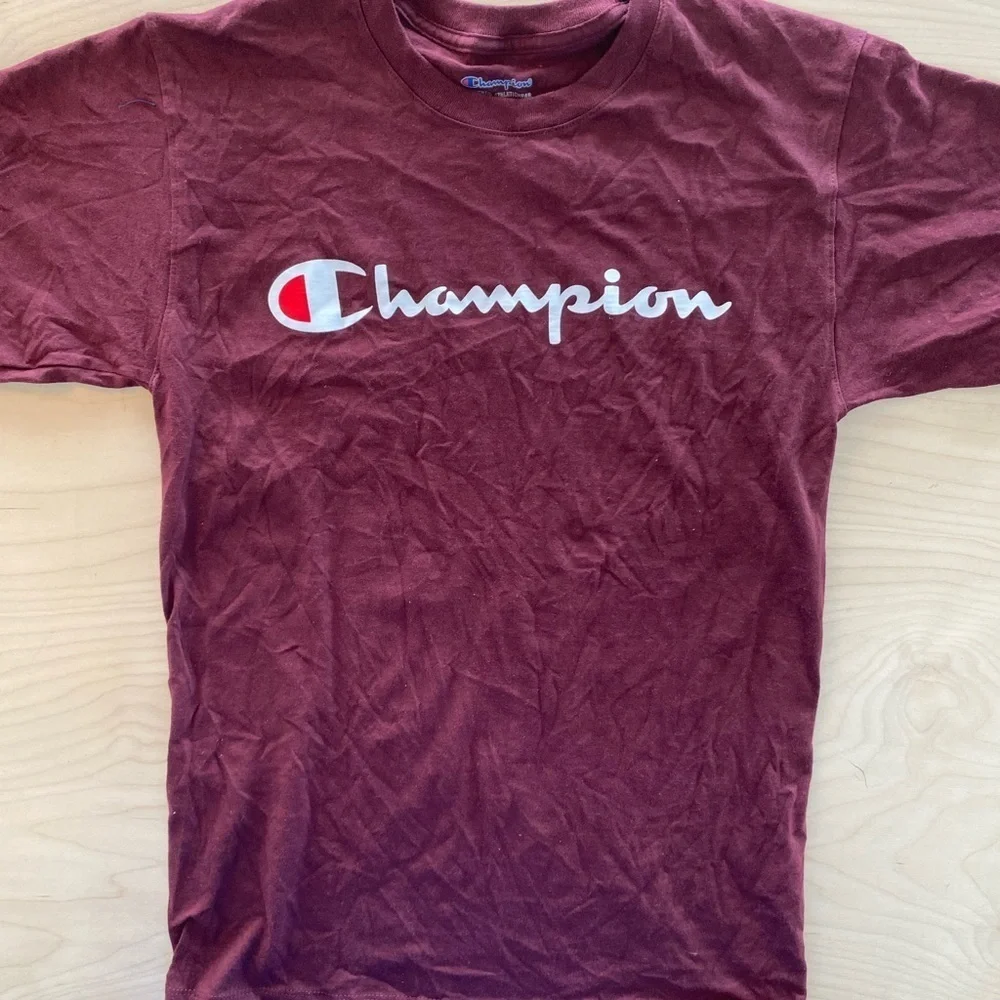 Champion Tee size Small (FZ) - Picture 3 of 9